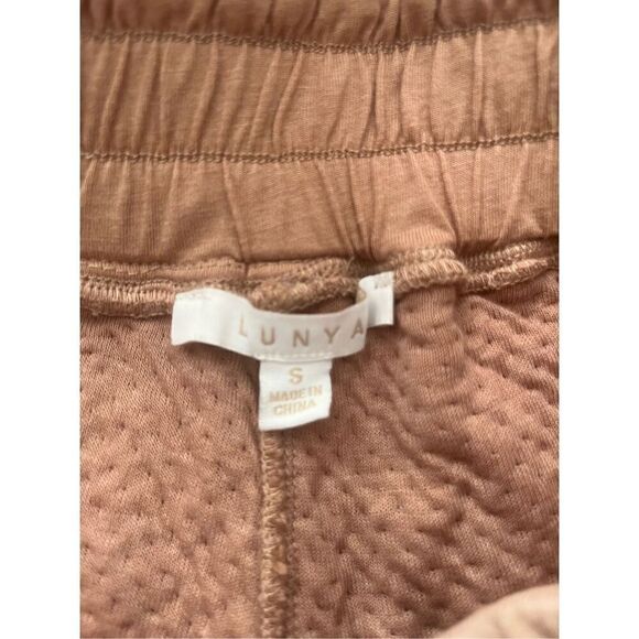 Lunya Restore Double Faced Pants Otium Tan Heather NEW - Picture 9 of 9